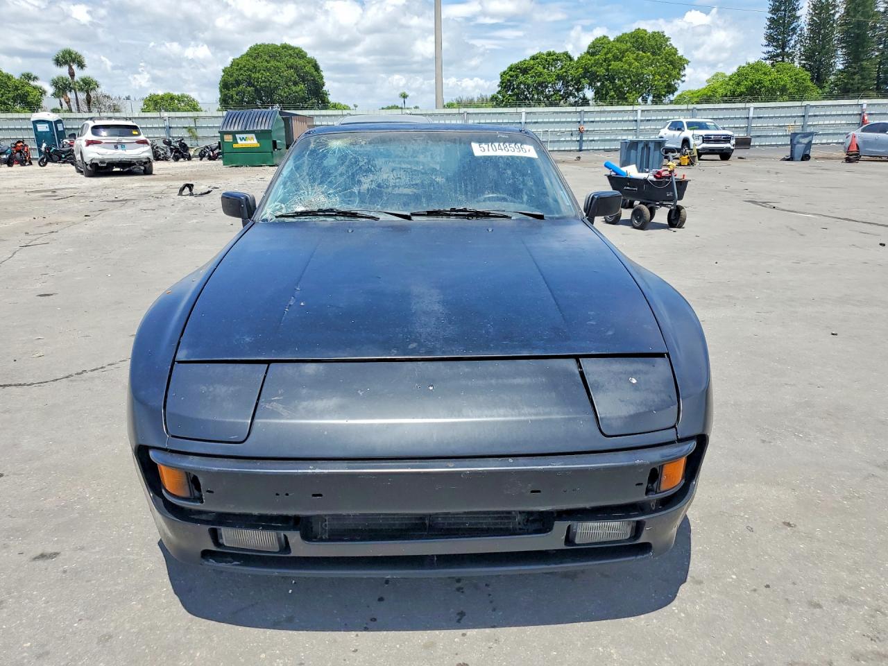 Porsche 944