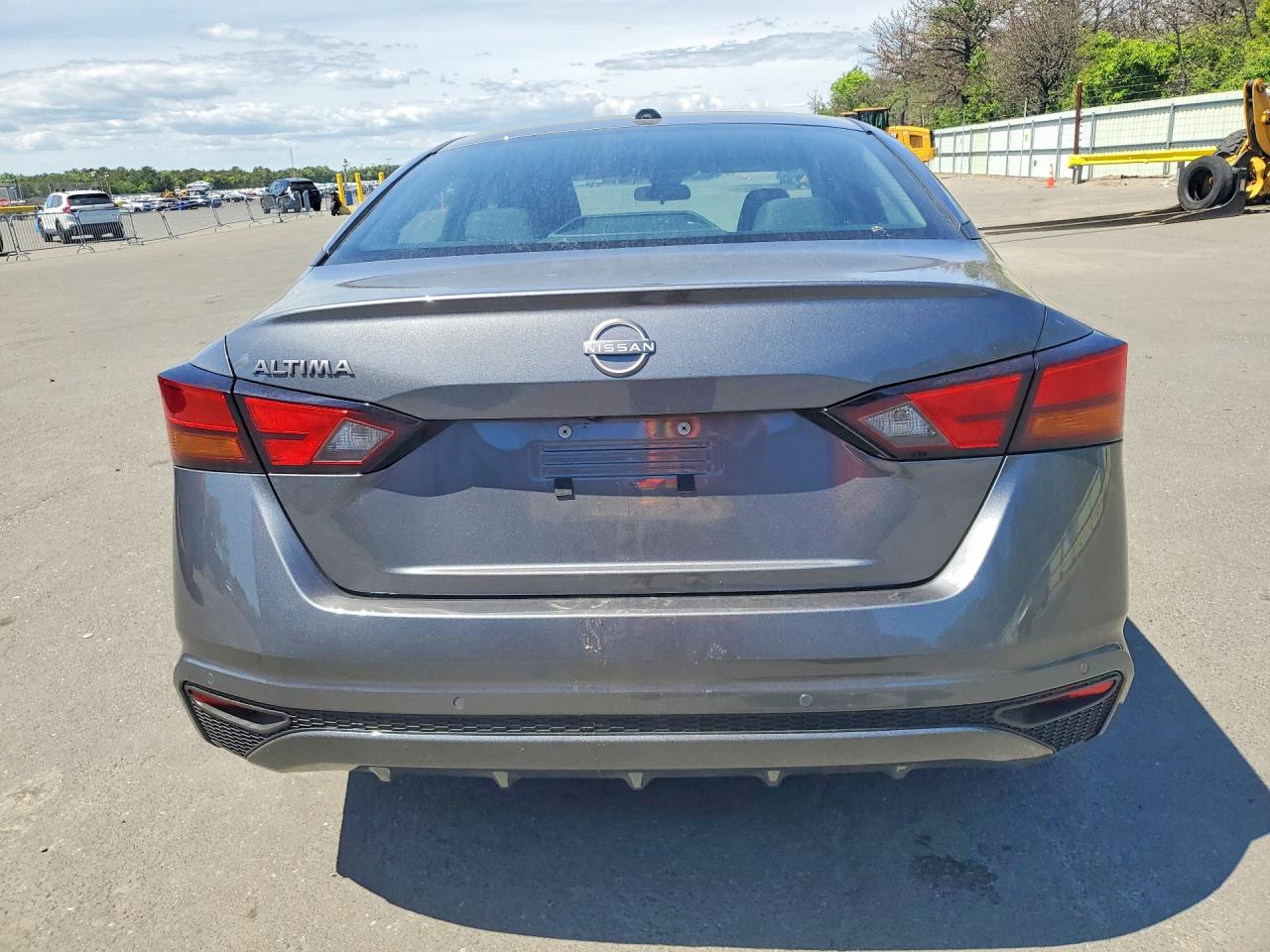 Nissan Altima Sv