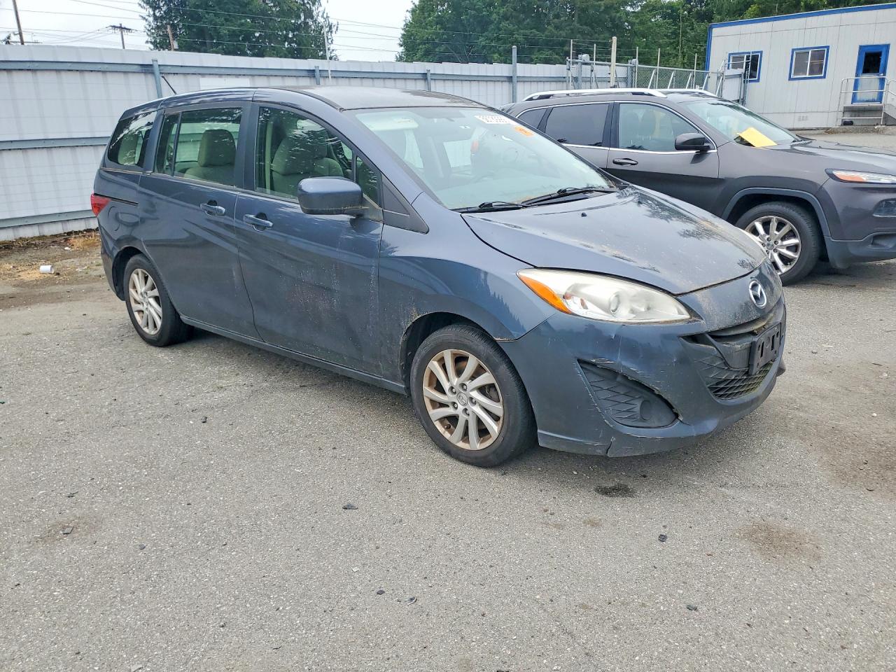 Mazda 5