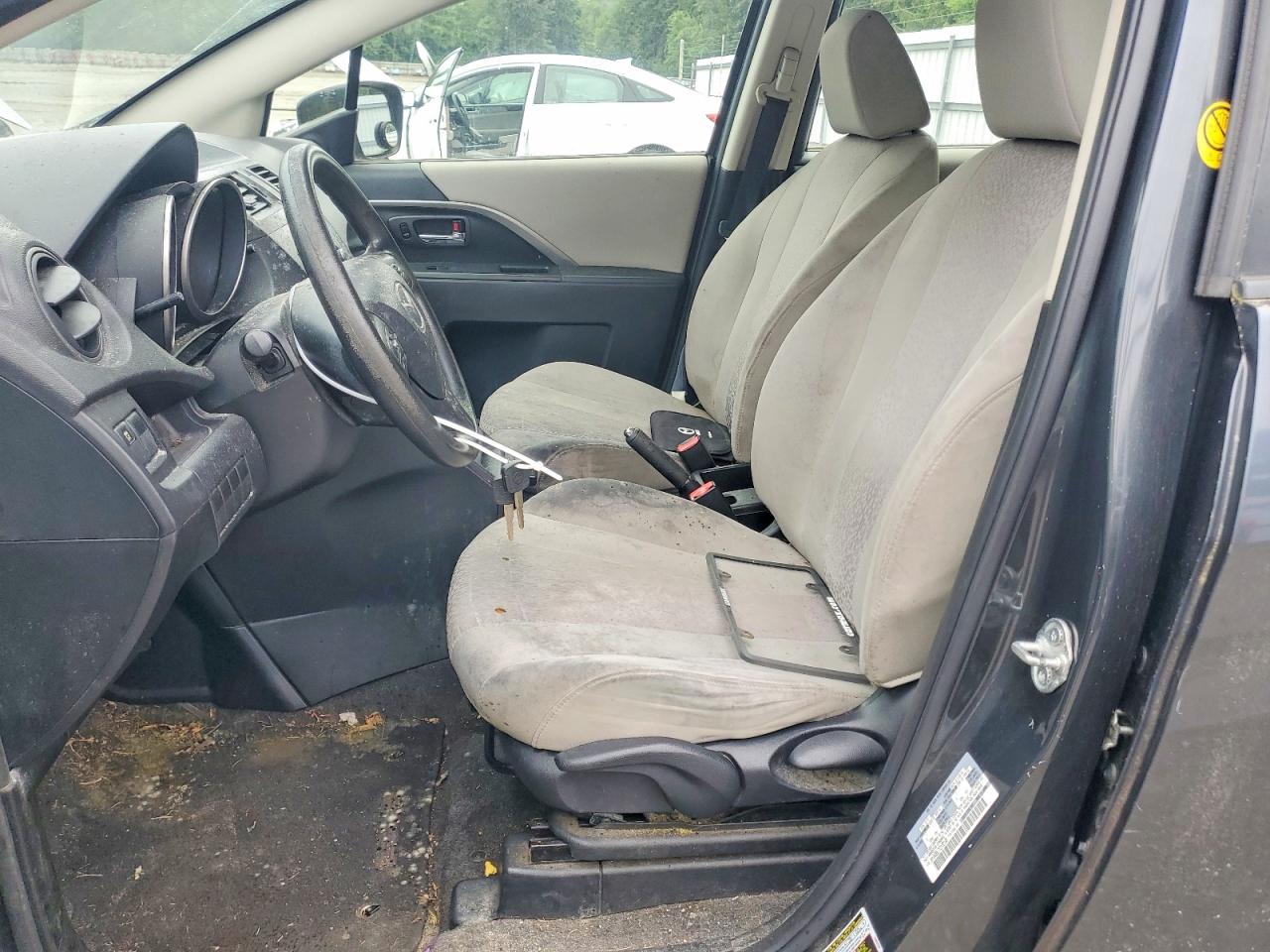 Mazda 5
