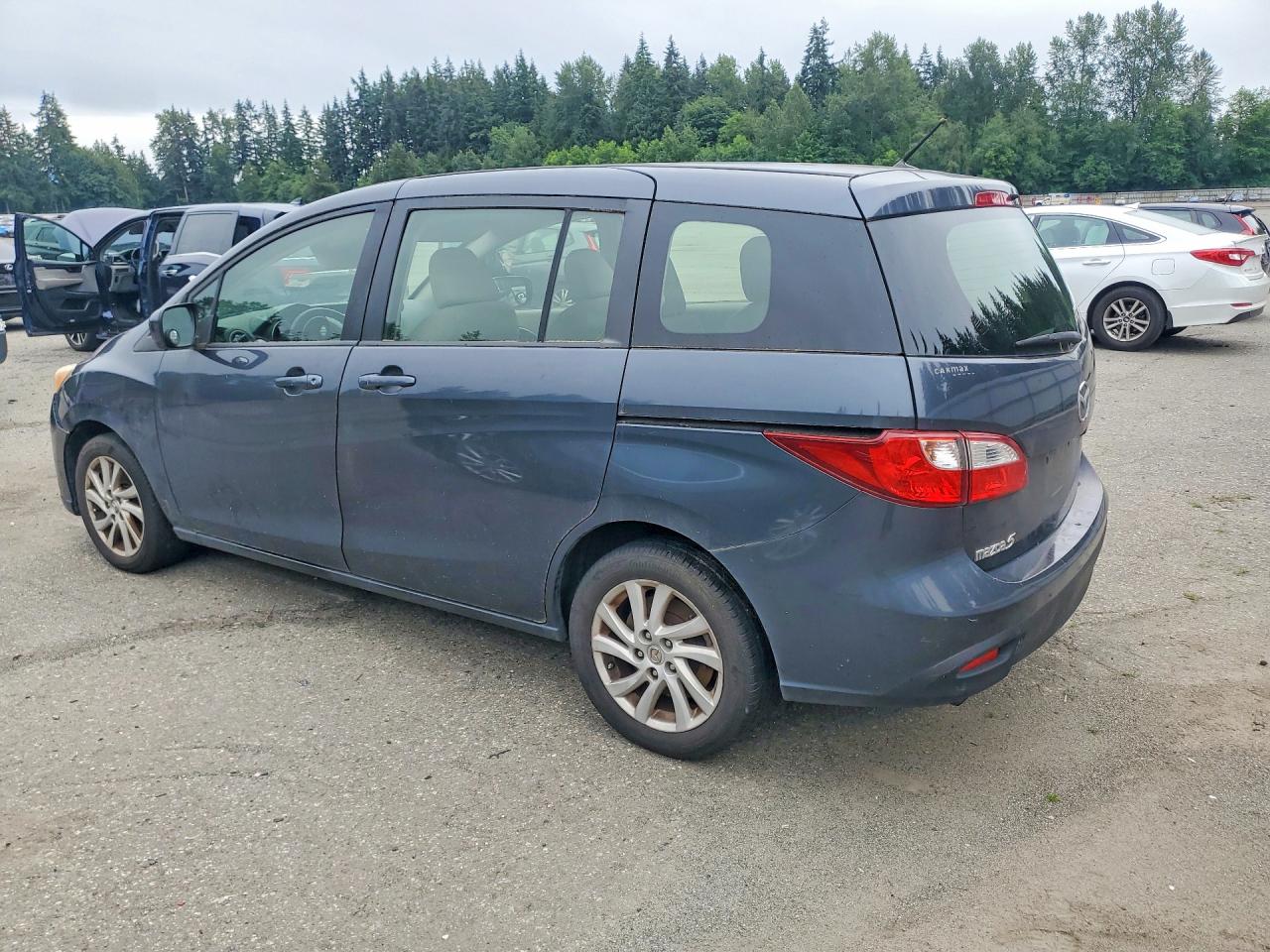 Mazda 5