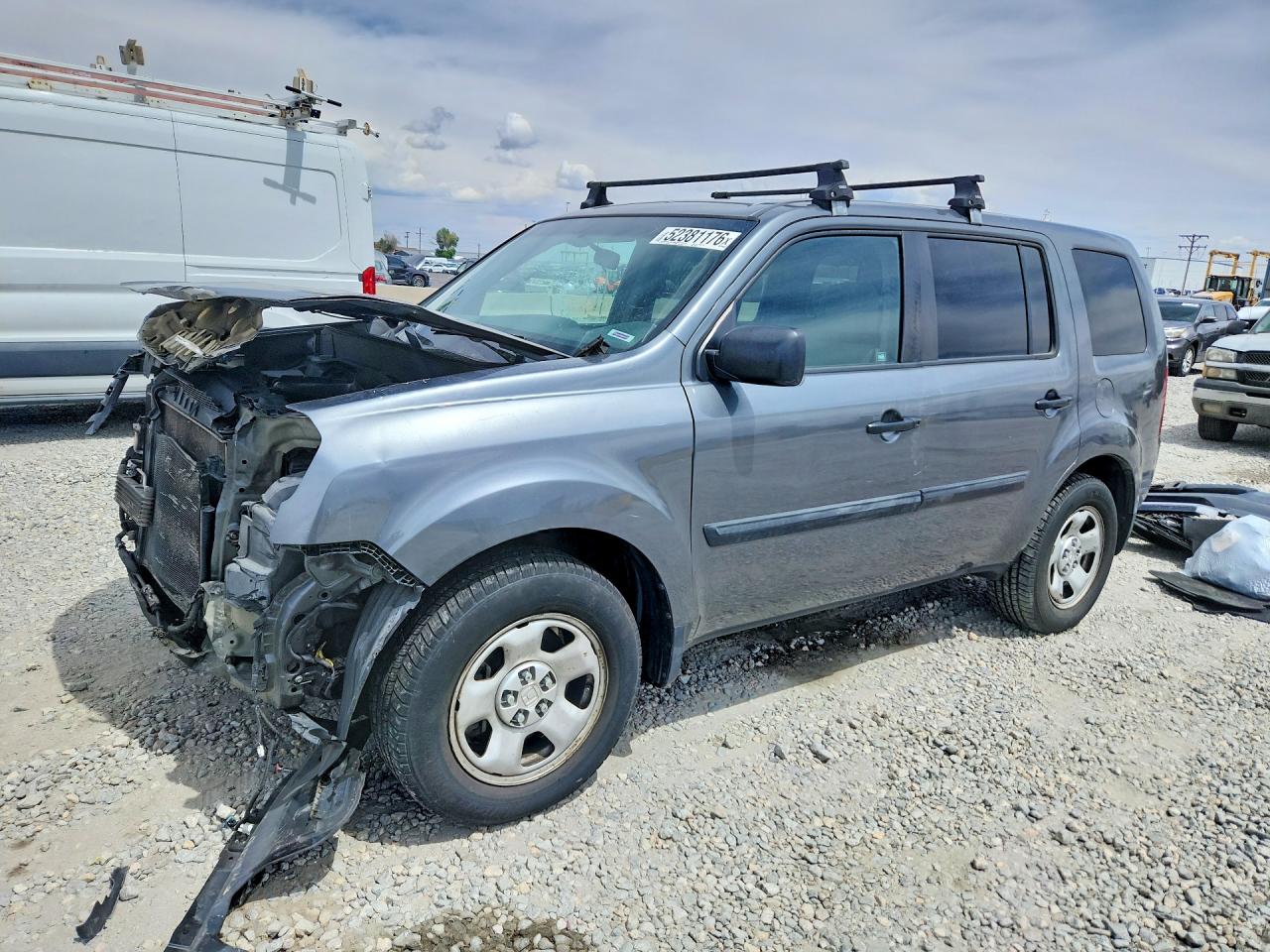 Salvage Honda Pilot Image