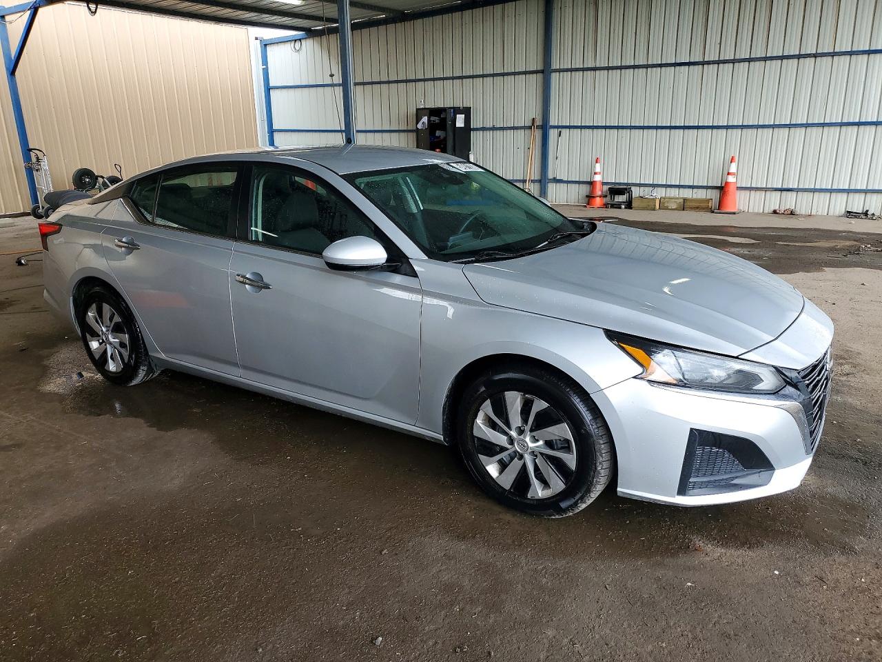 Nissan Altima S