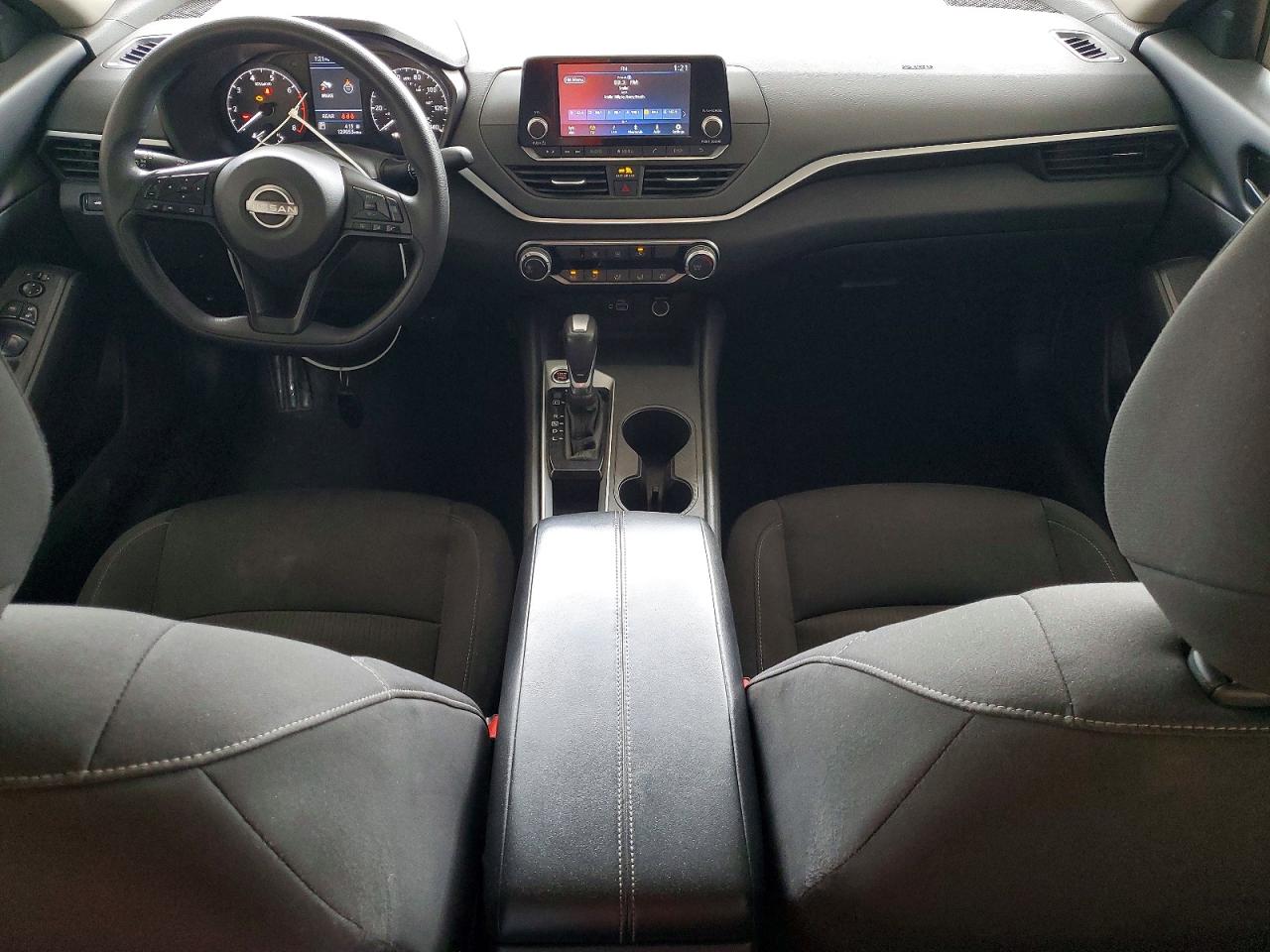 Nissan Altima S