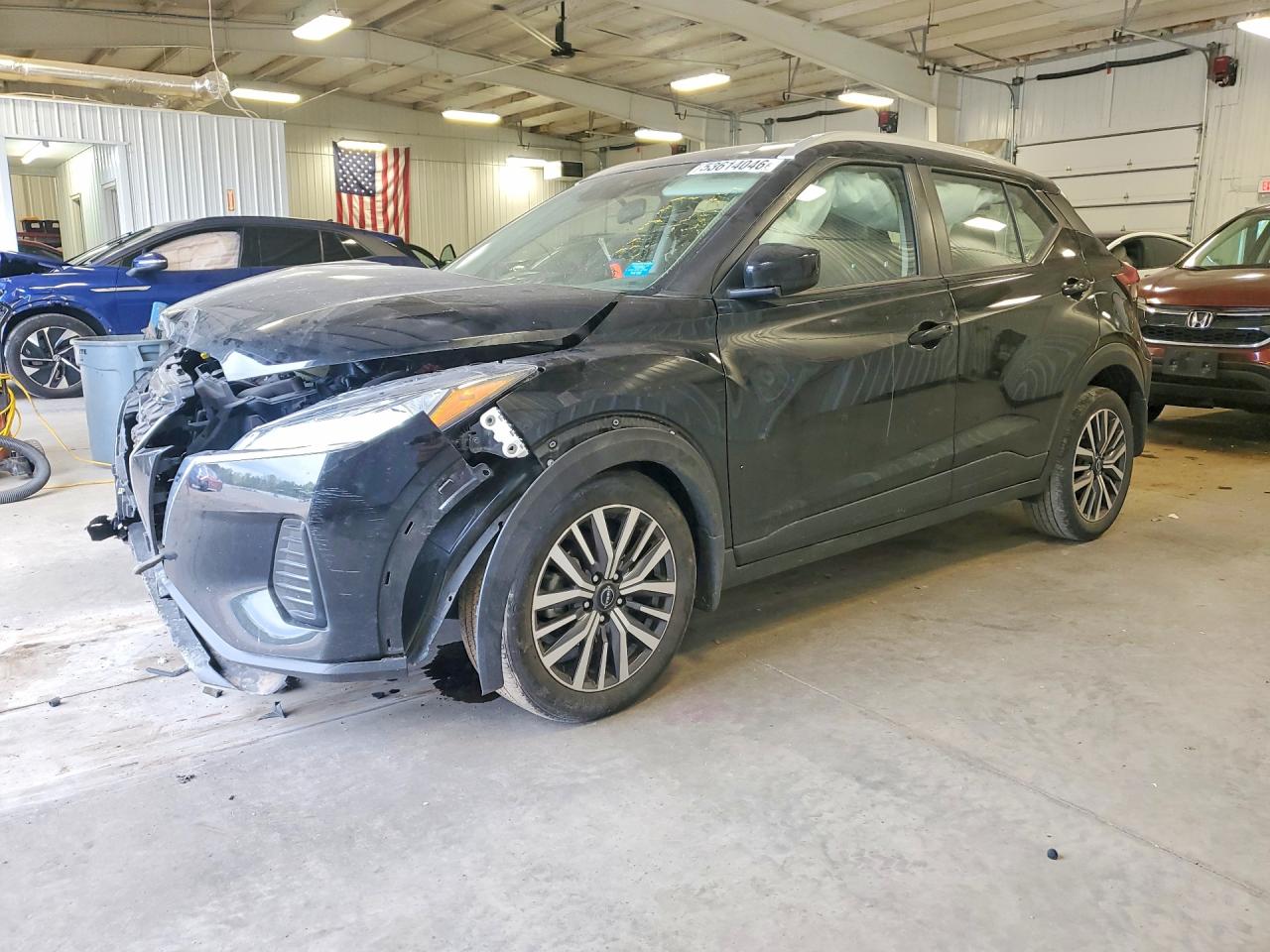 Salvage Nissan Kicks Image