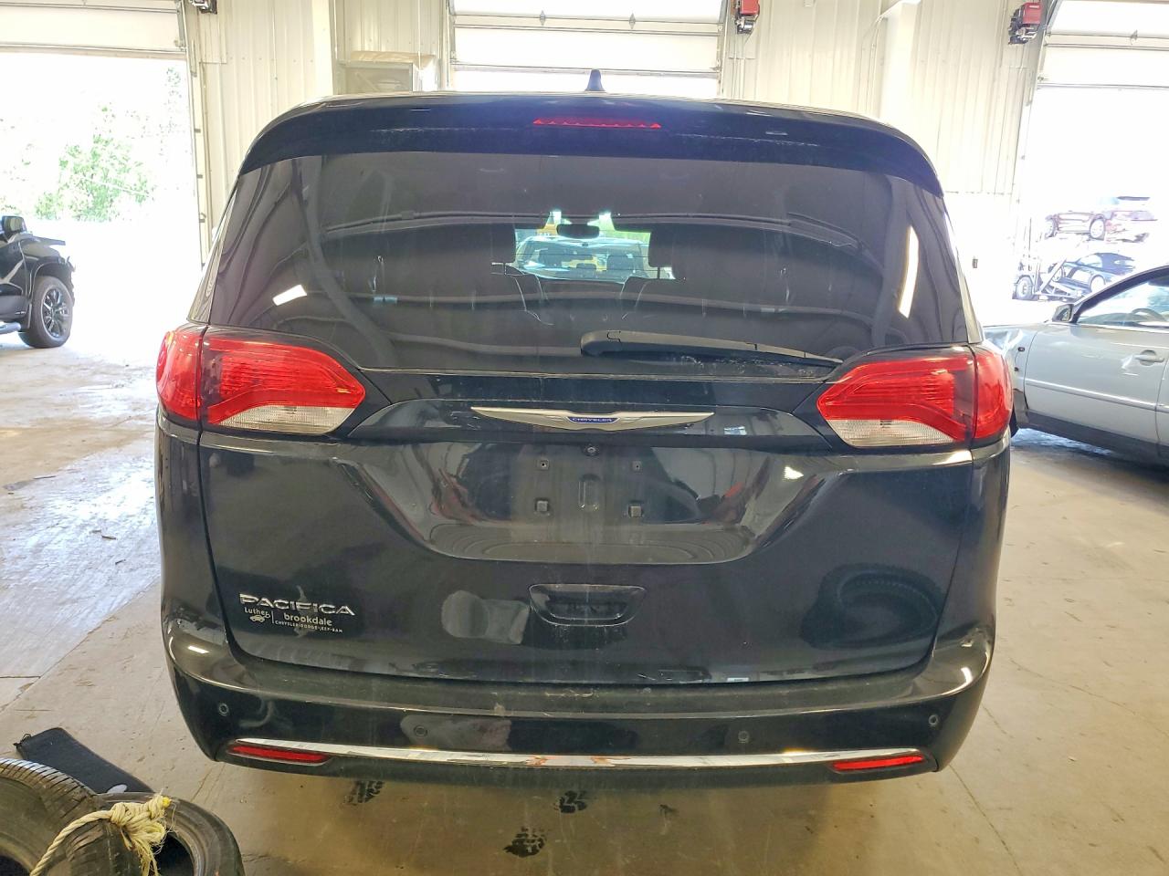 Chrysler Pacifica Touring L