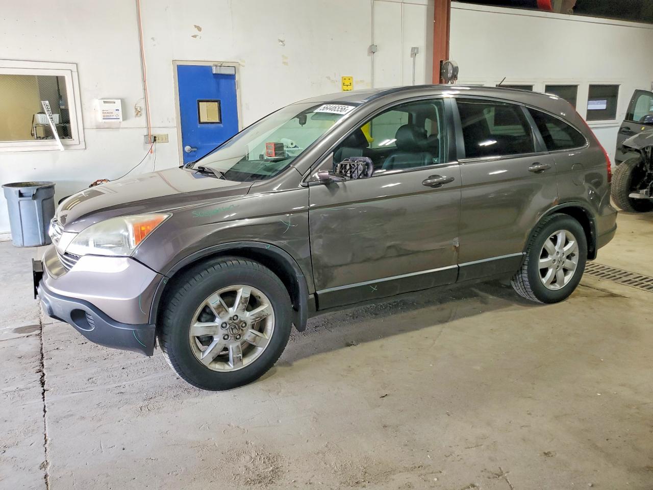 Salvage Honda Crv Image