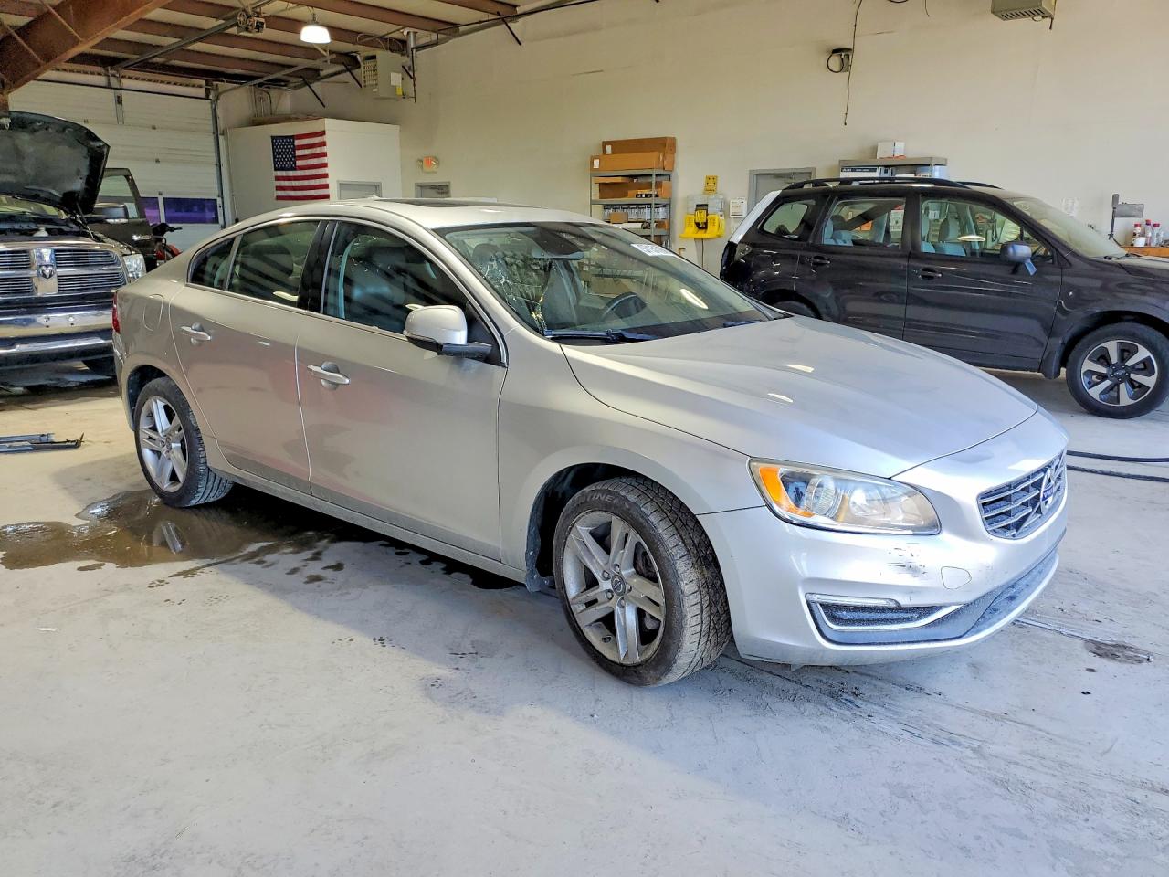 Volvo S60 T5