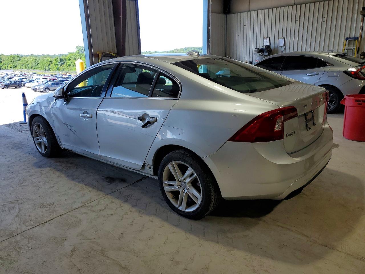Volvo S60 T5