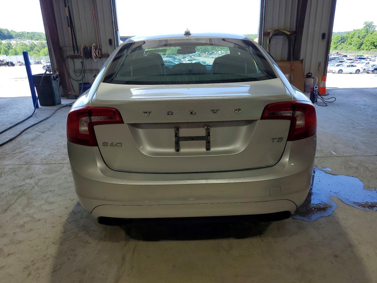 Volvo S60 T5