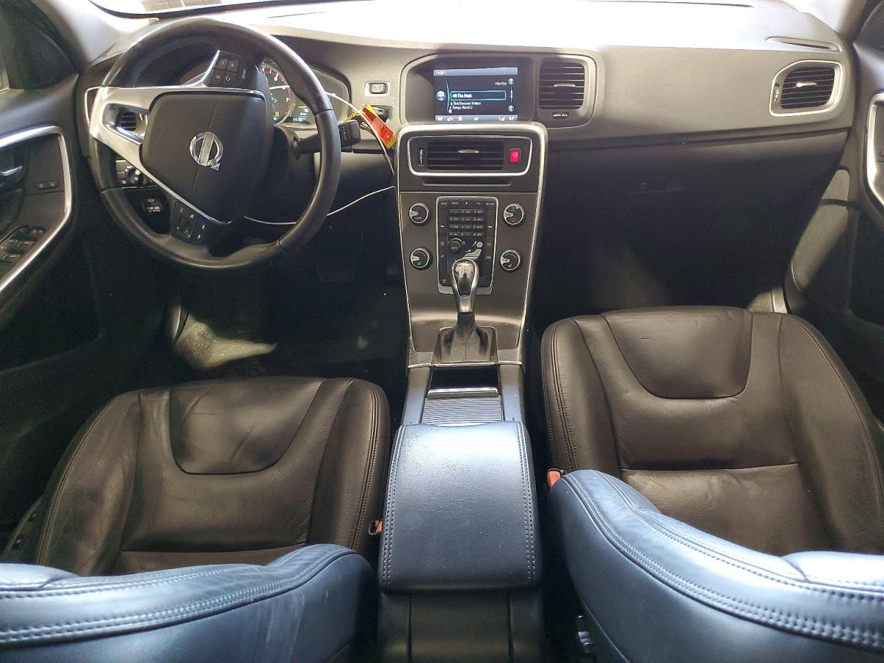 Volvo S60 T5