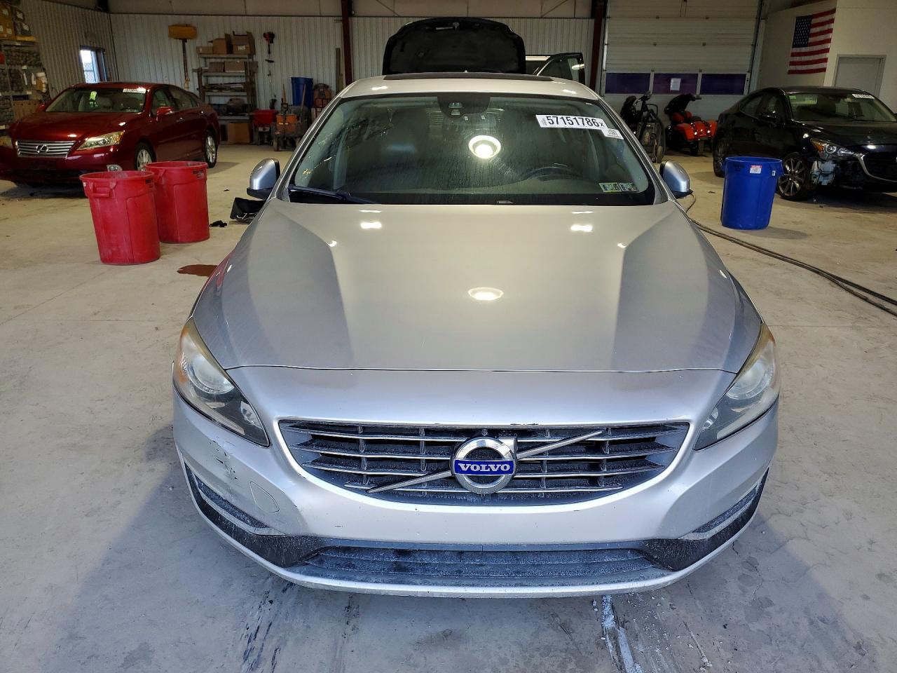 Volvo S60 T5