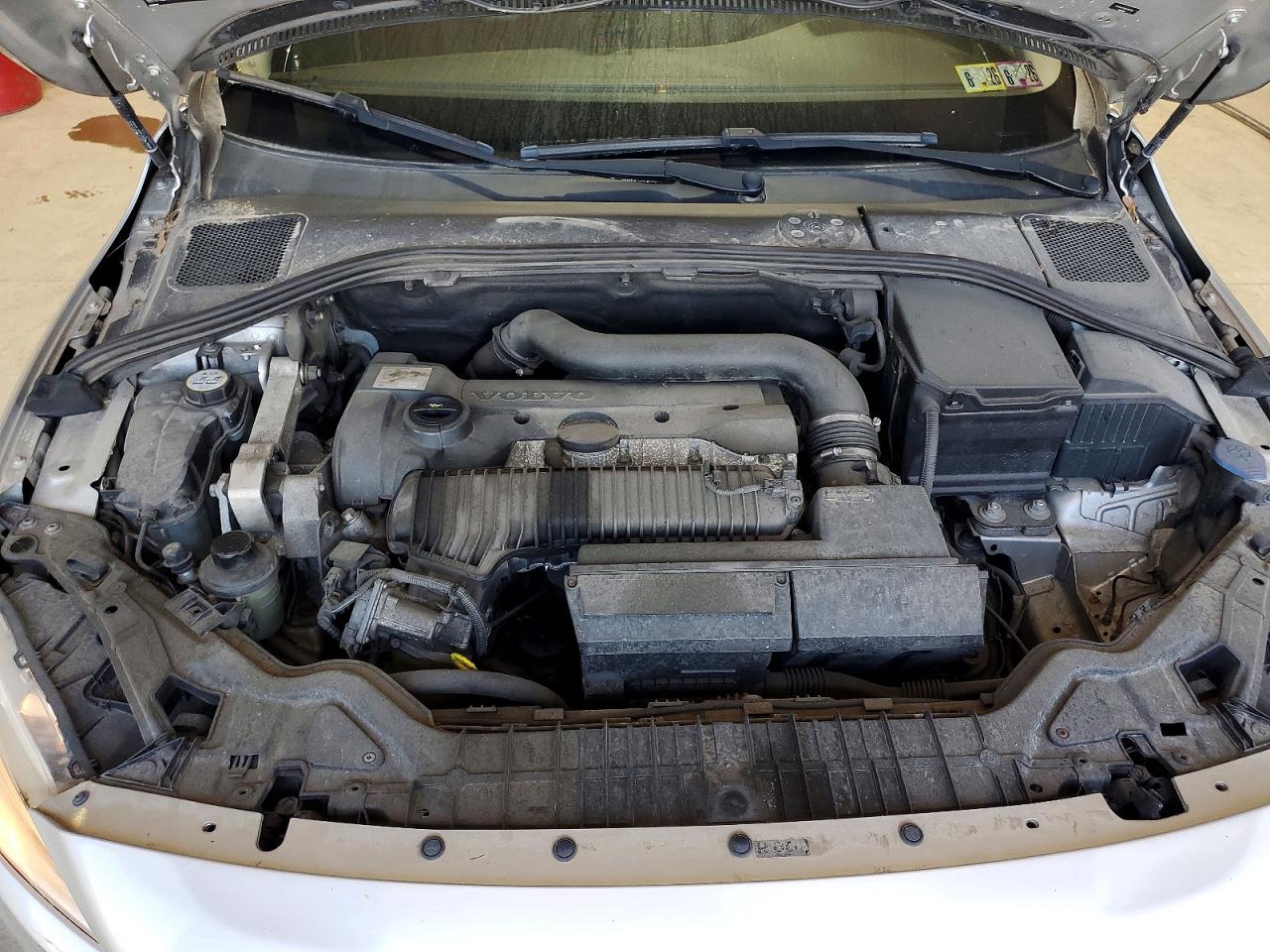 Volvo S60 T5