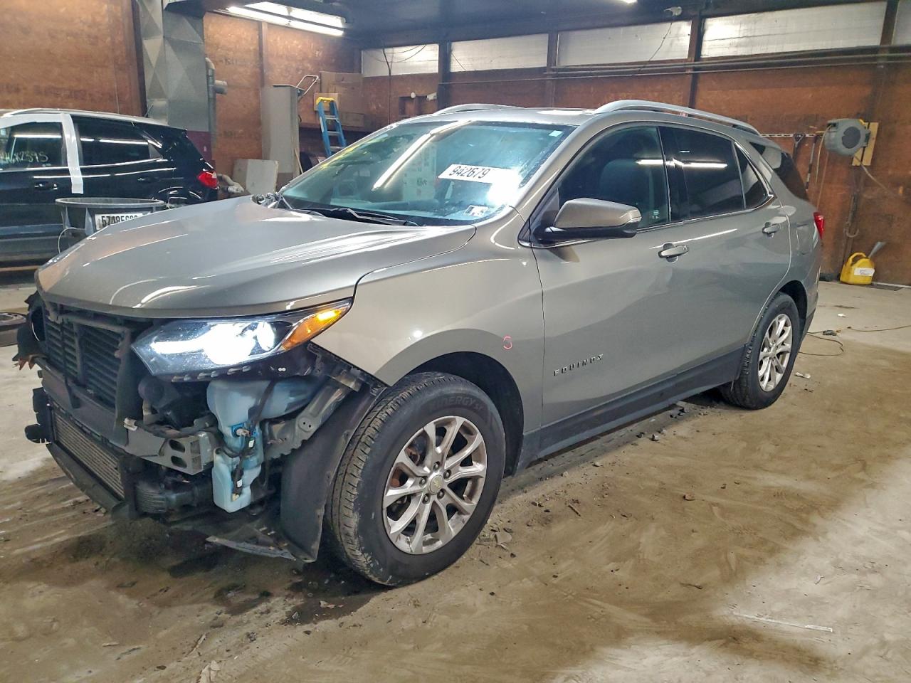 Salvage Chevrolet Equinox Image