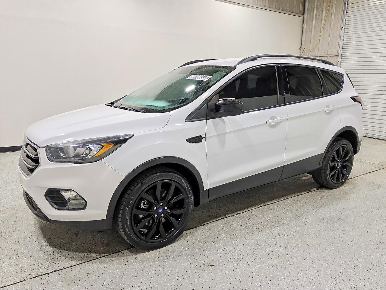 Salvage Ford Escape Image