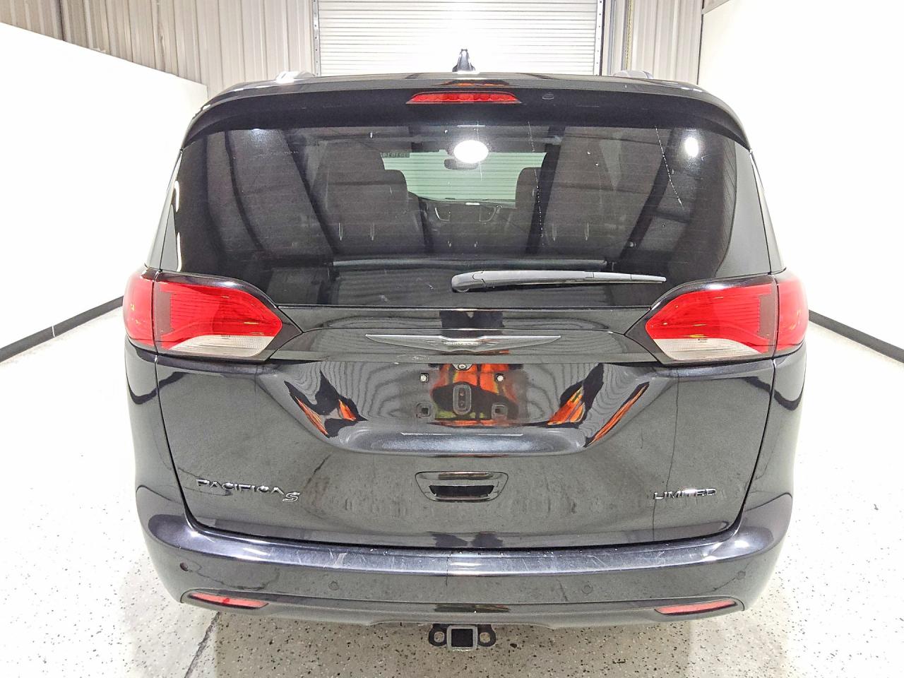 Chrysler Pacifica Limited