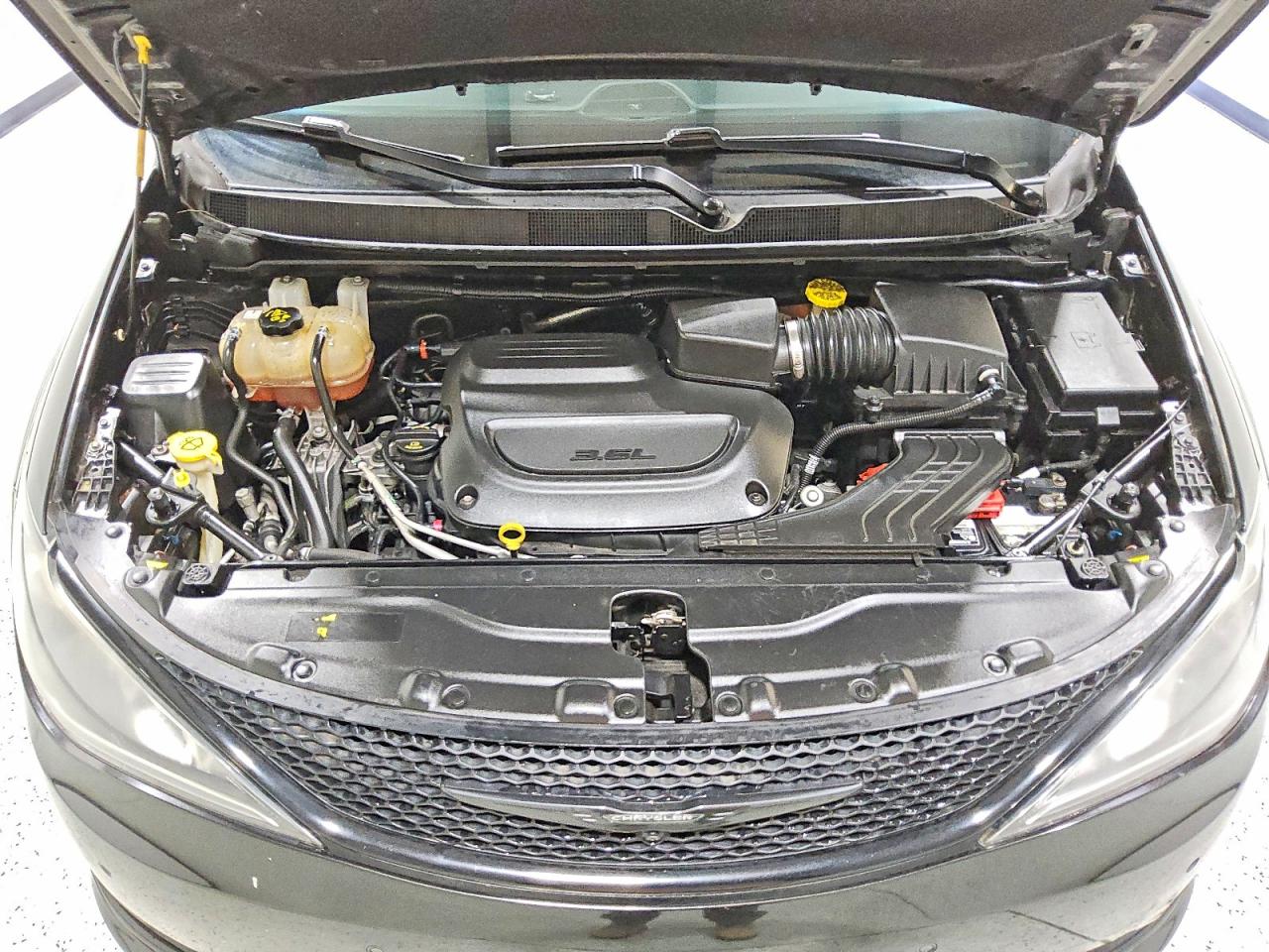 Chrysler Pacifica Limited