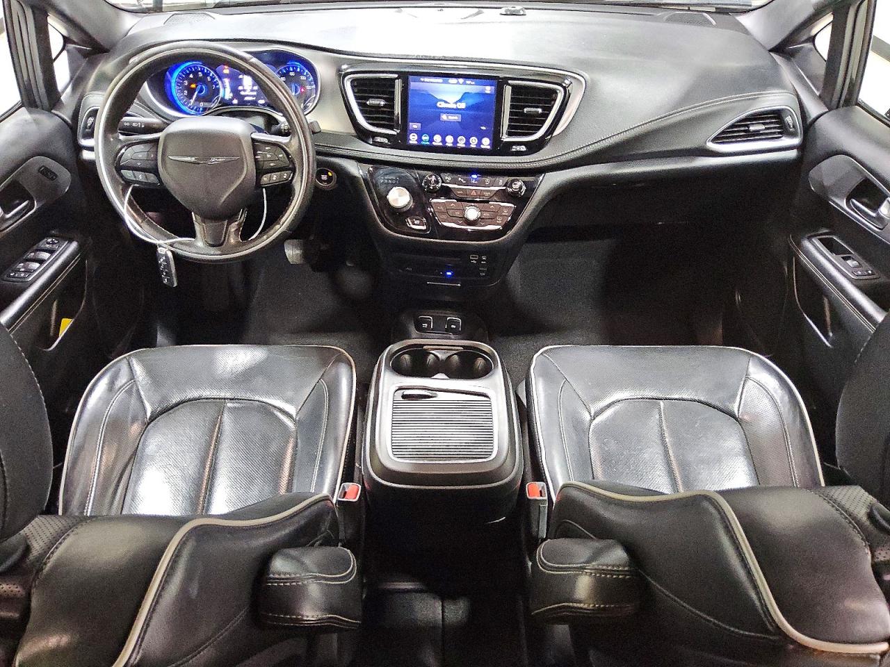 Chrysler Pacifica Limited