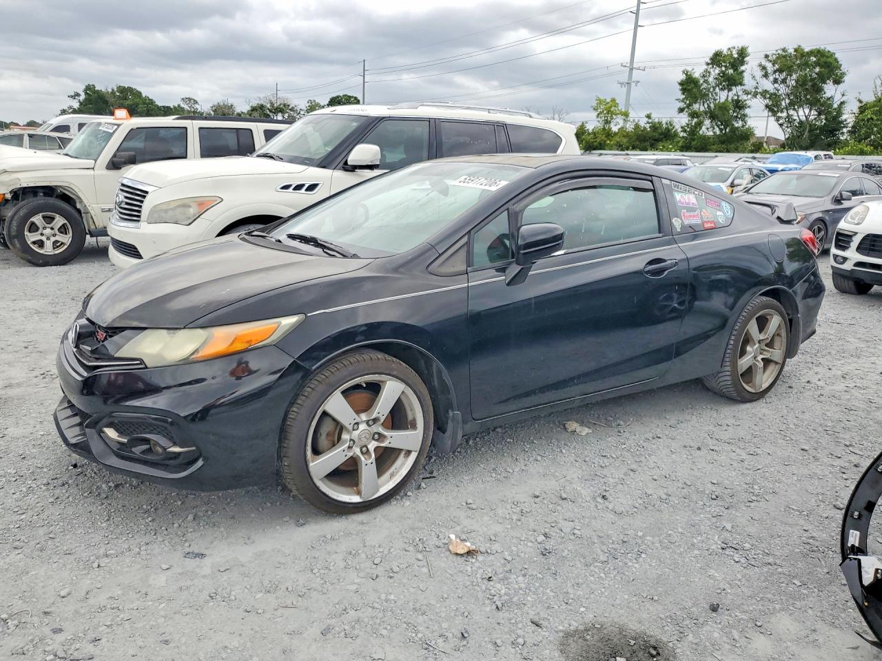Salvage Honda Civic Image