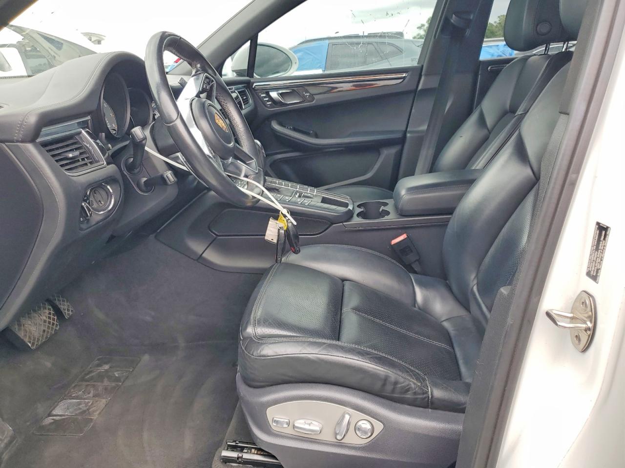 Porsche Macan S