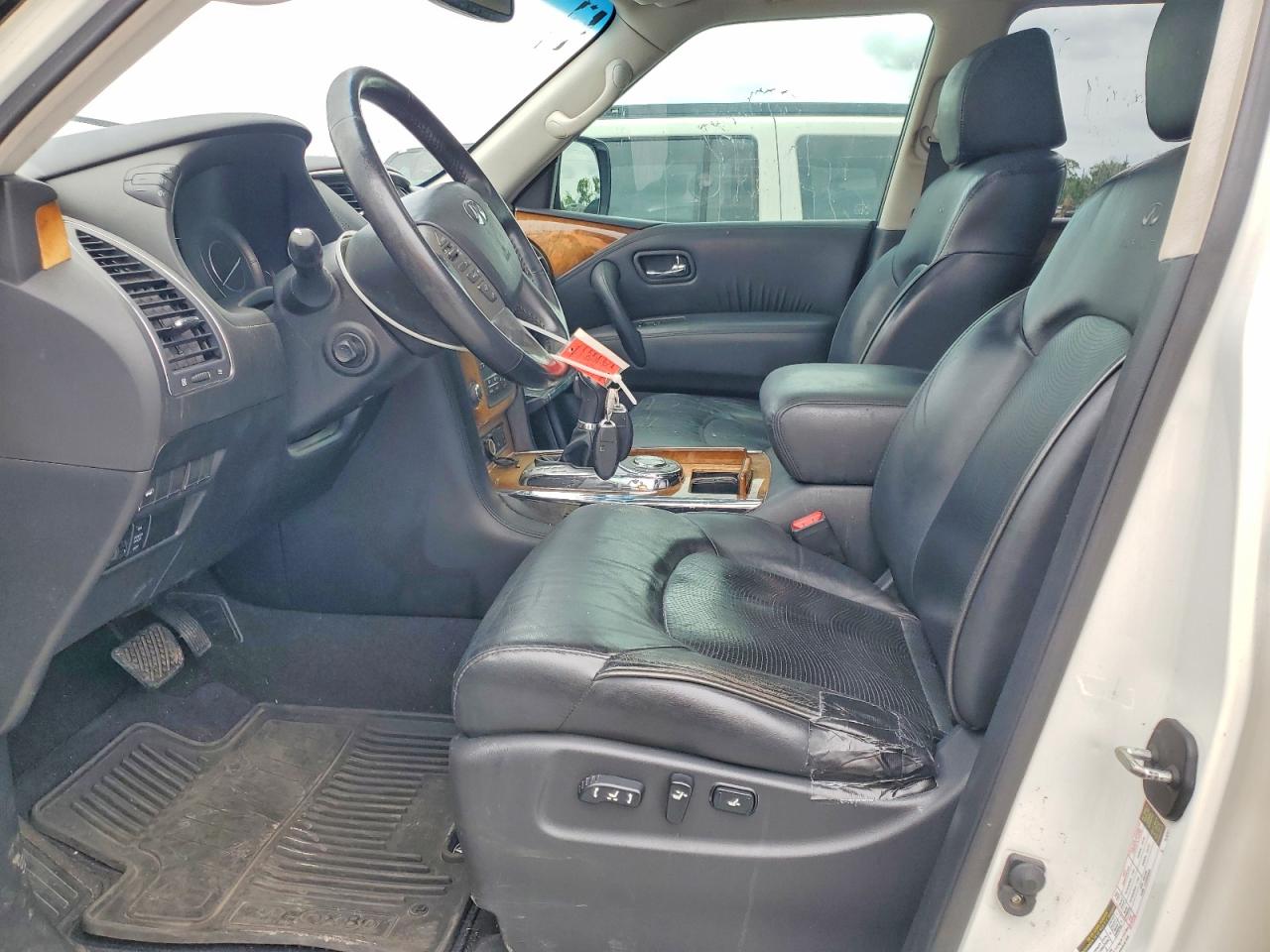 INFINITI Qx Base
