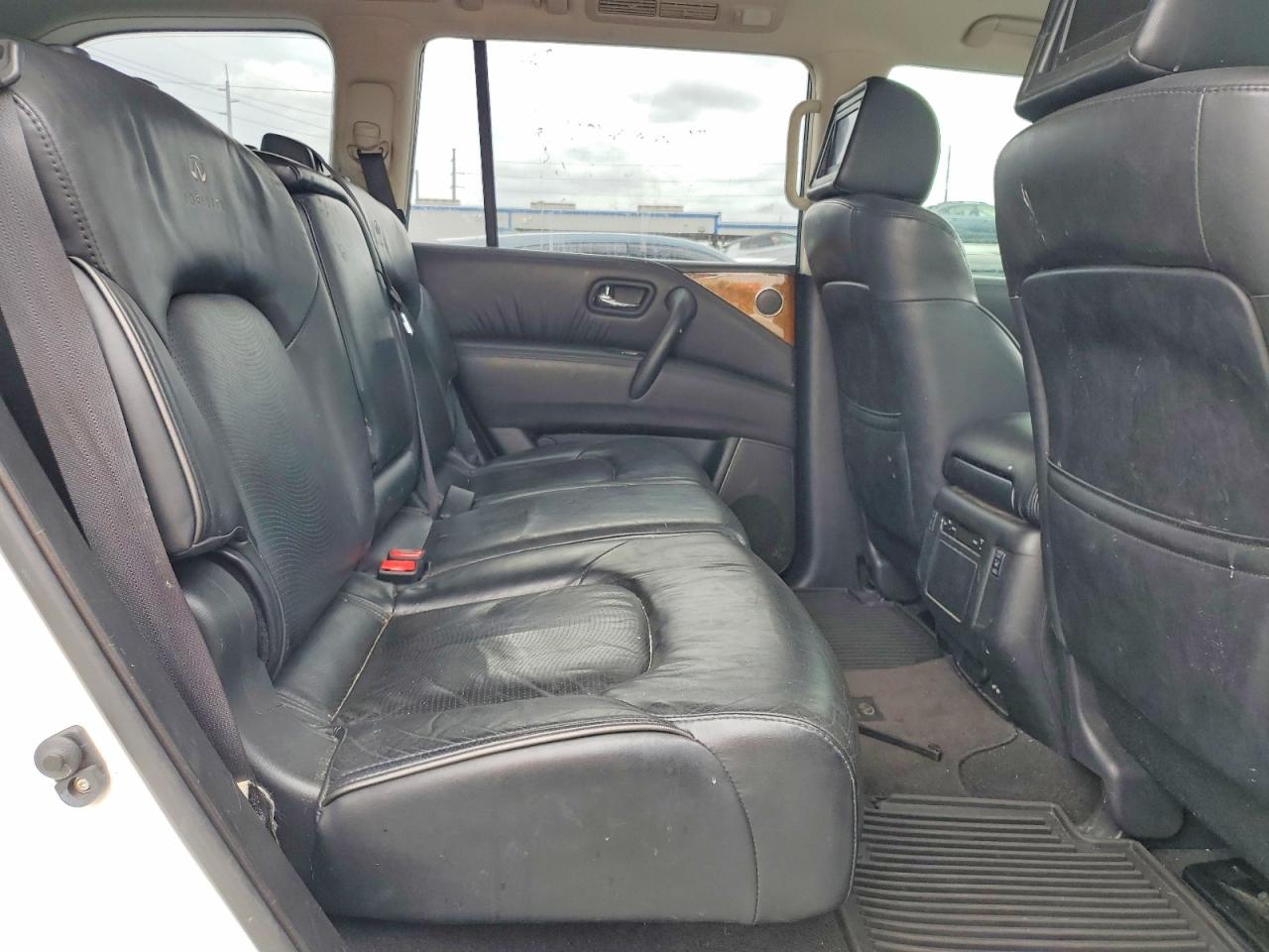 INFINITI Qx Base