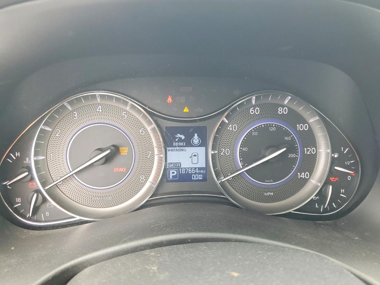 INFINITI Qx Base