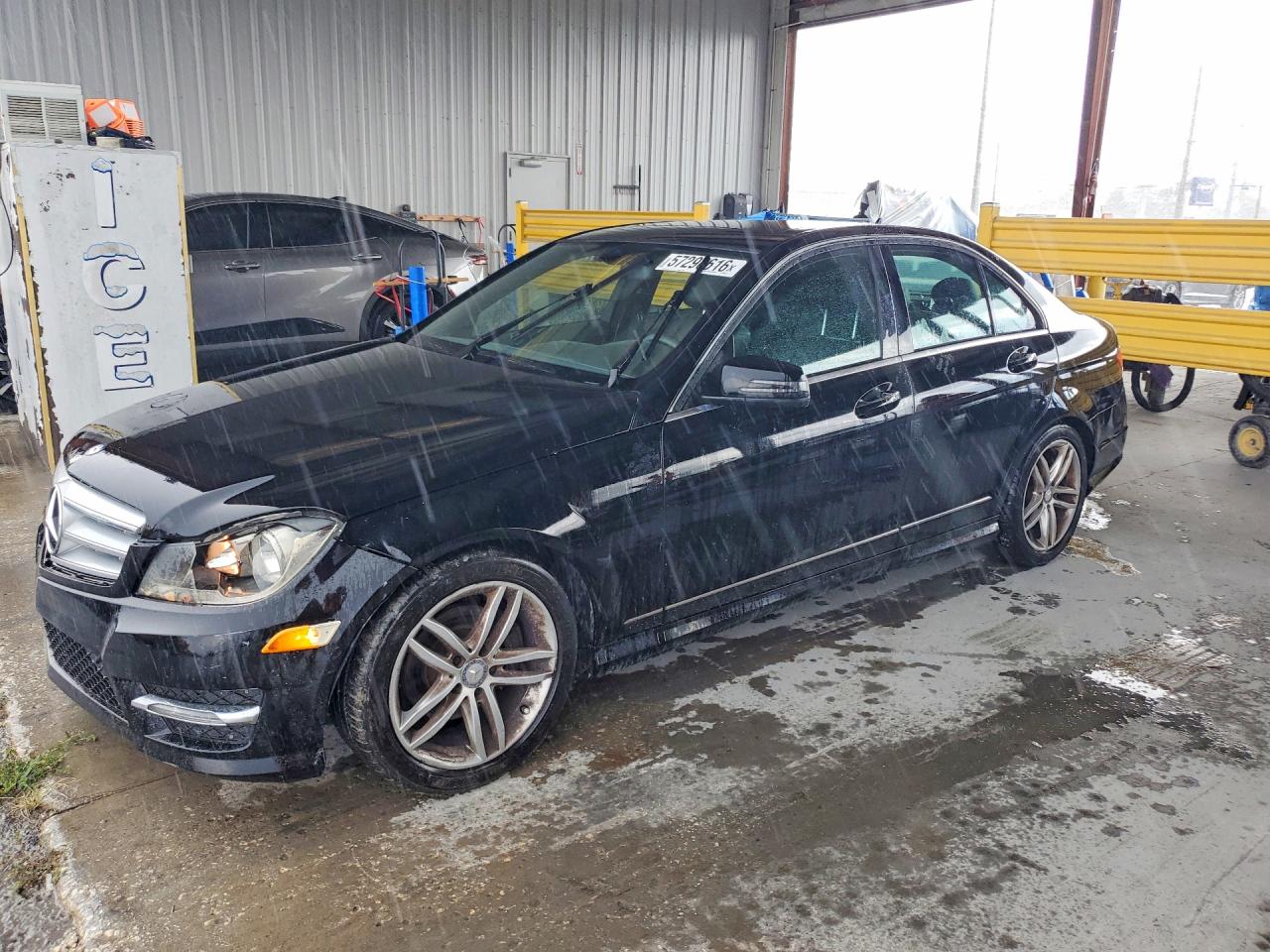 Salvage Mercedes-Benz C-Class Image