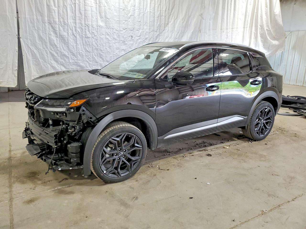 Salvage Nissan Kicks Image