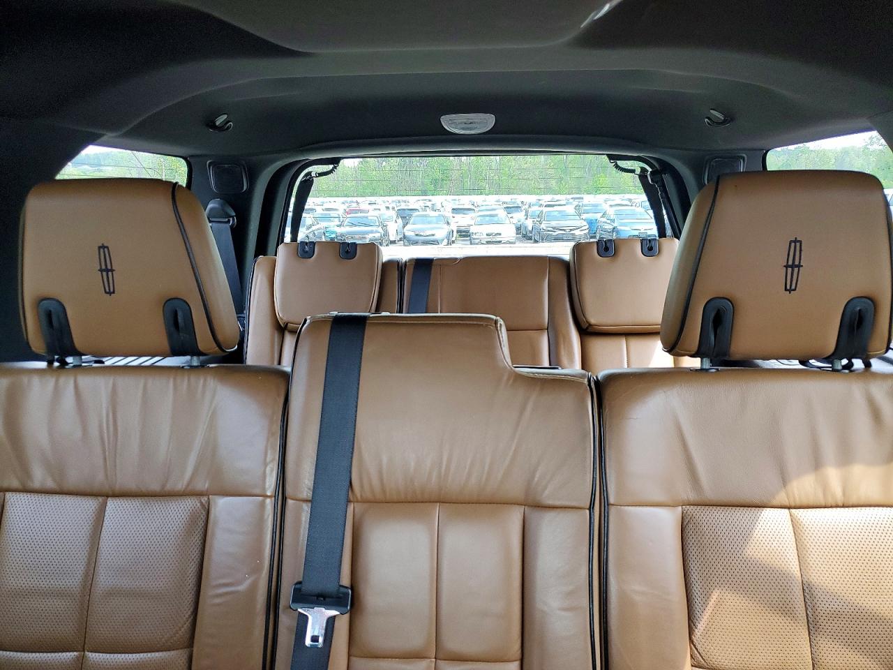 Lincoln Navigator
