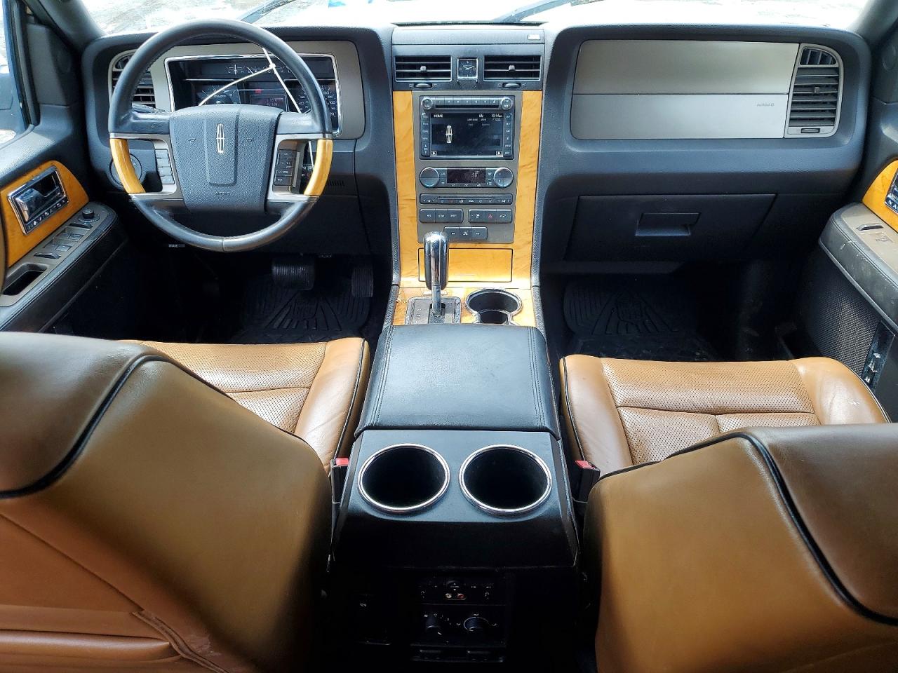 Lincoln Navigator
