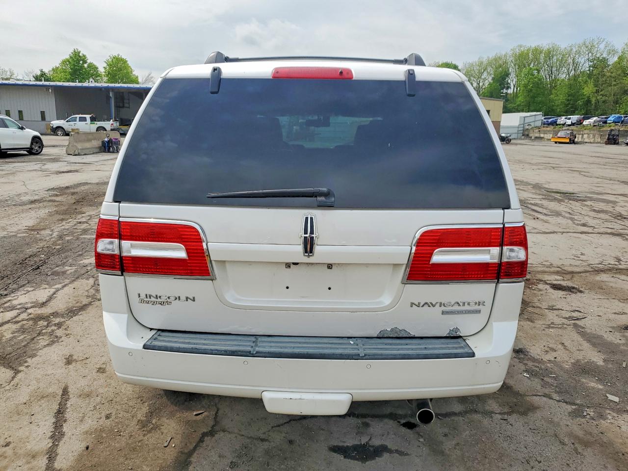 Lincoln Navigator