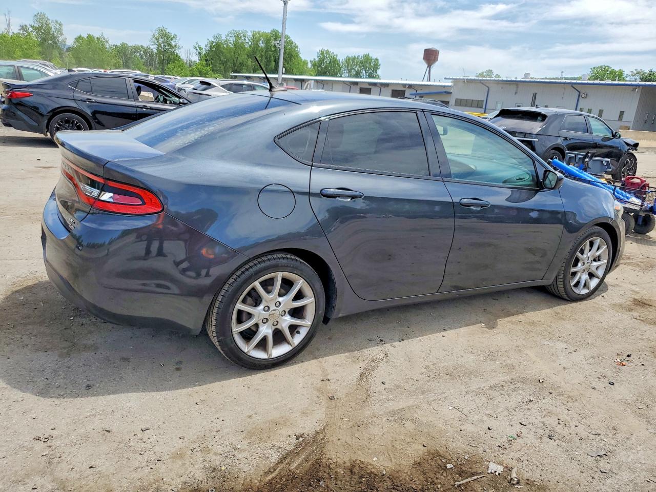 Dodge Dart Sxt