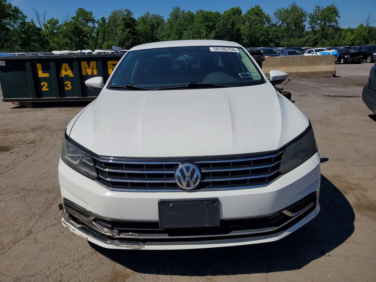 Volkswagen Passat S