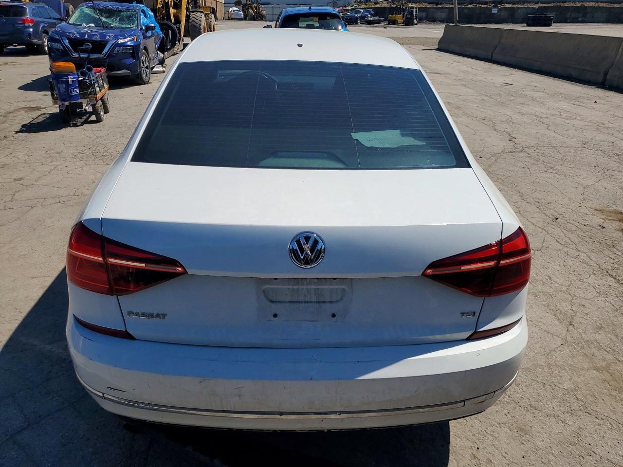 Volkswagen Passat S