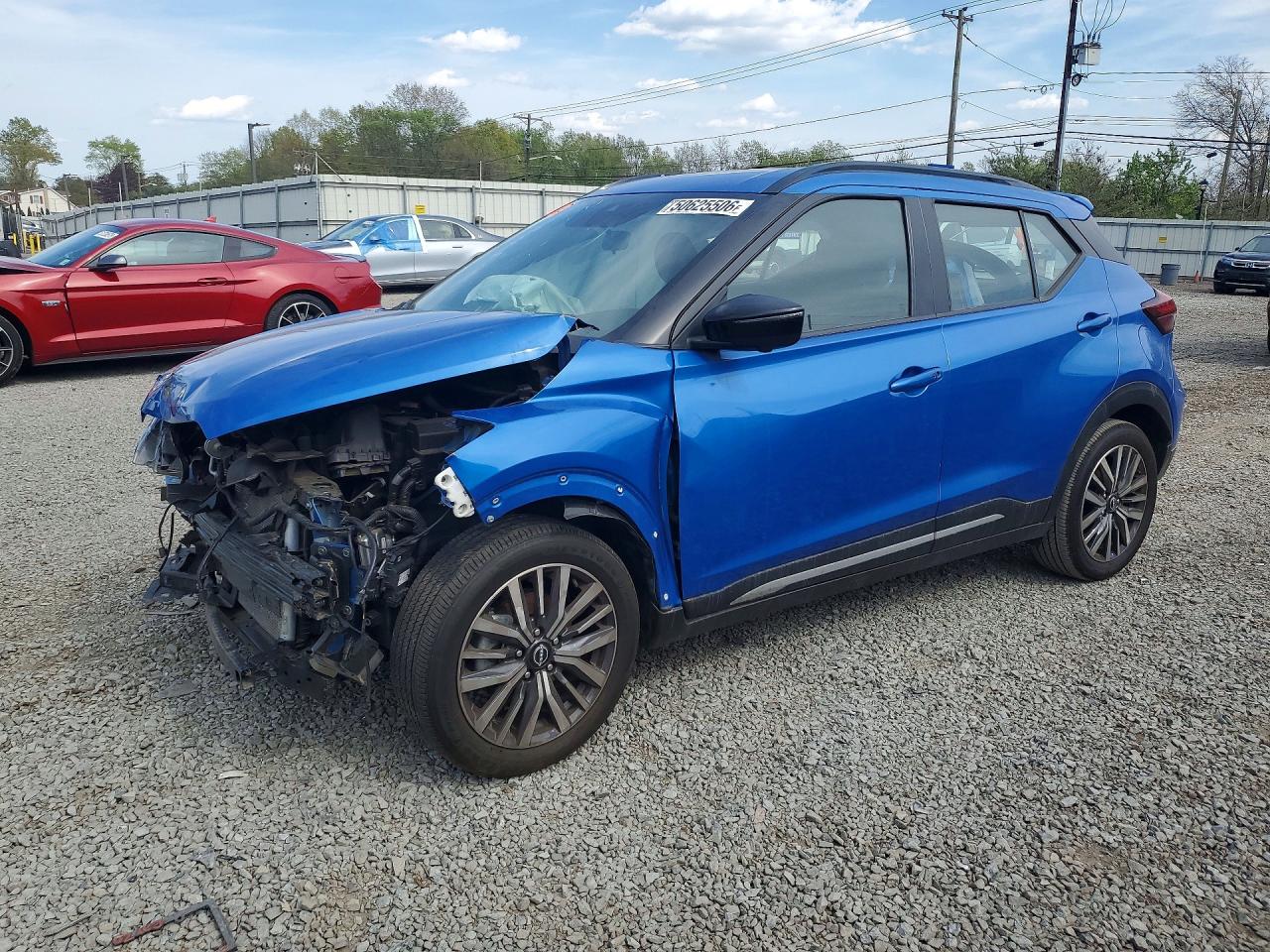Nissan Kicks Sr