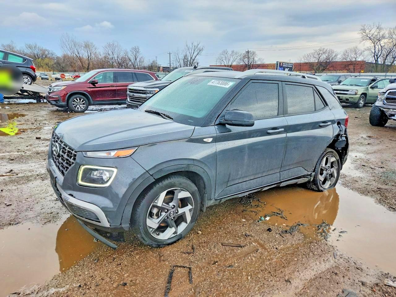 Salvage Hyundai Venue Limi Image