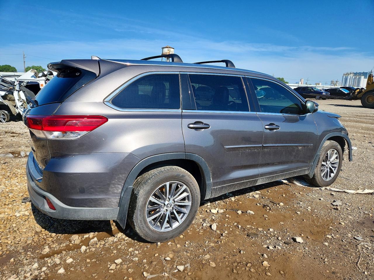 Toyota Highlander Xle