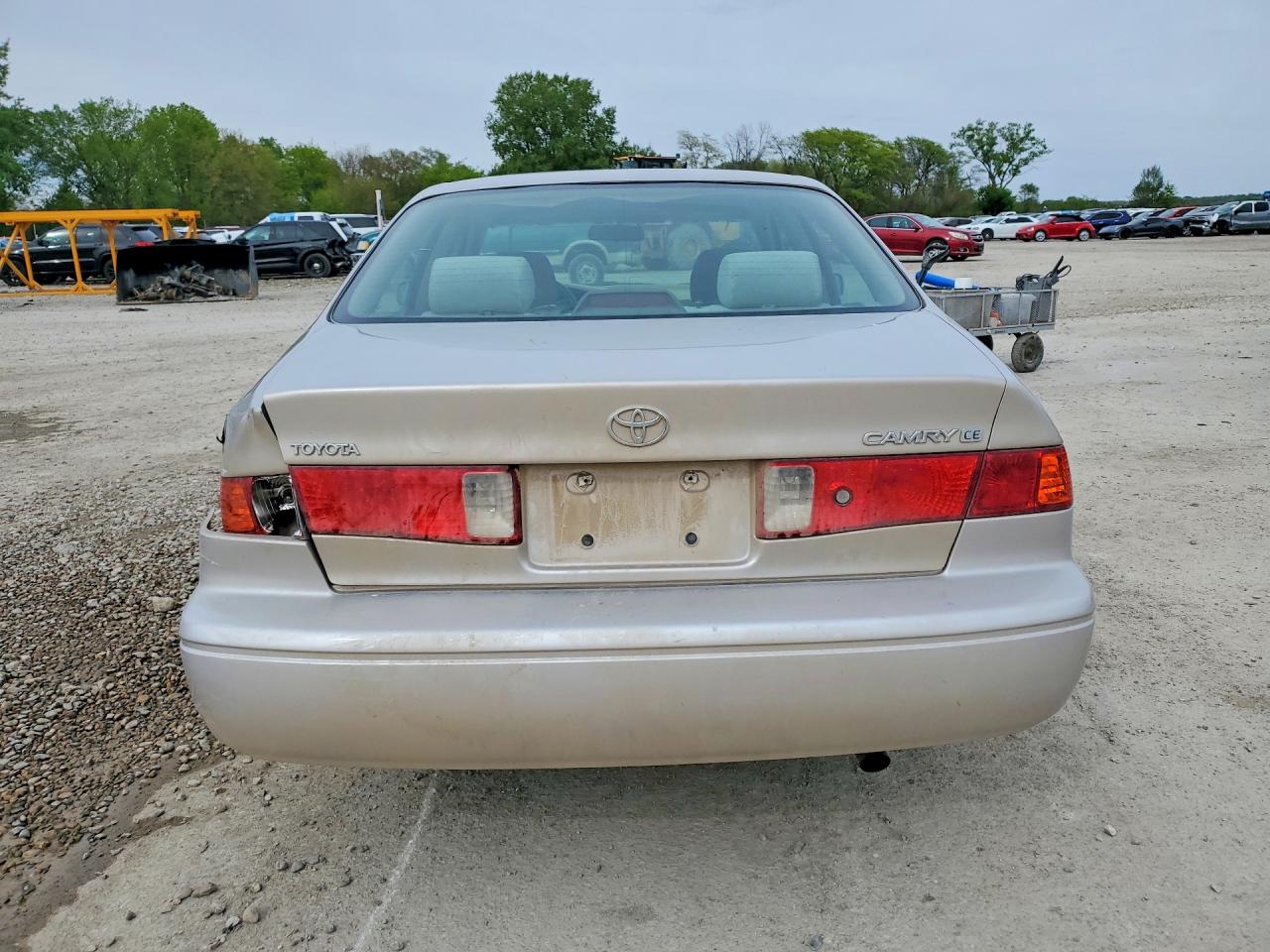 Toyota Camry Ce
