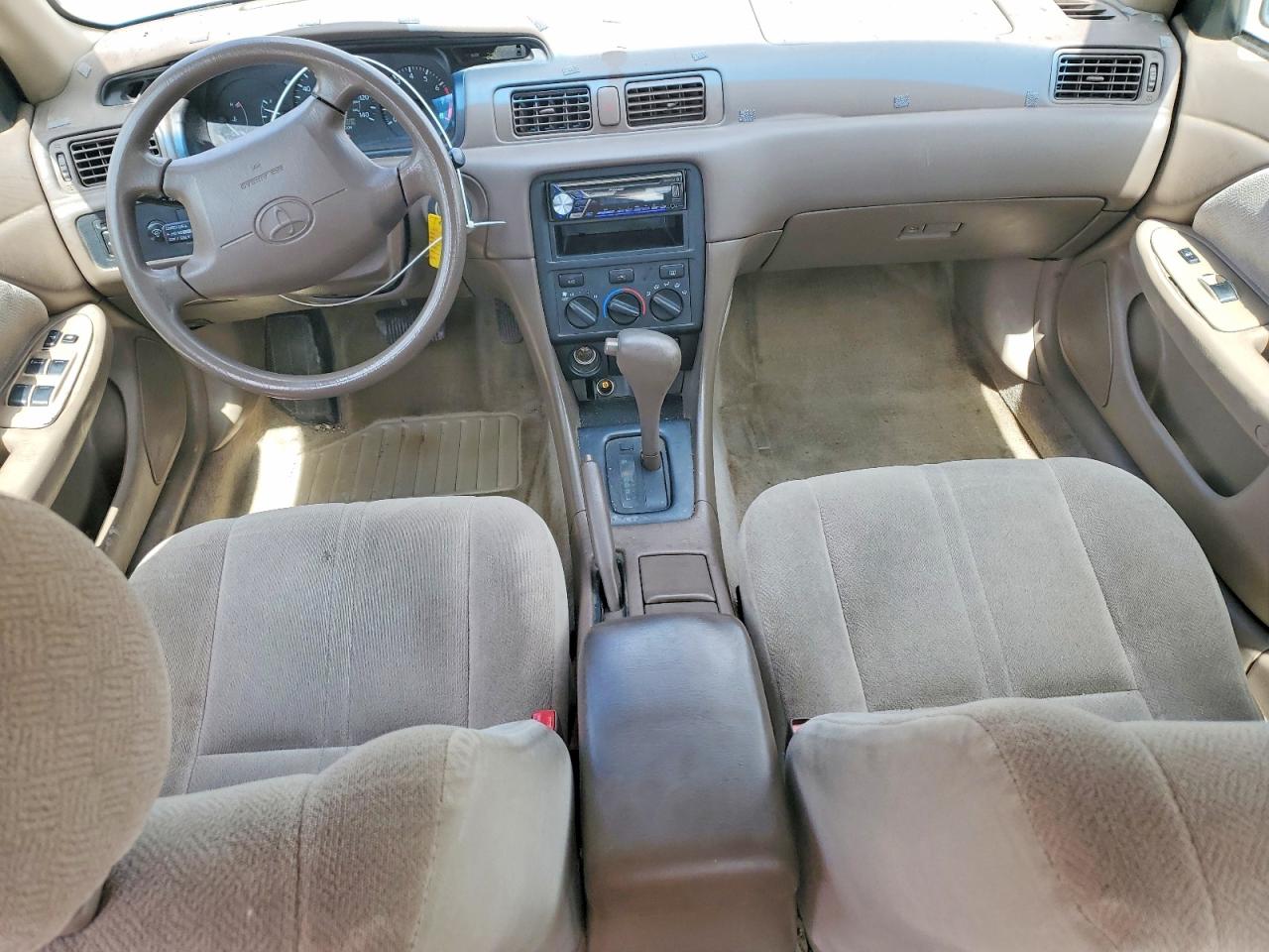 Toyota Camry Ce