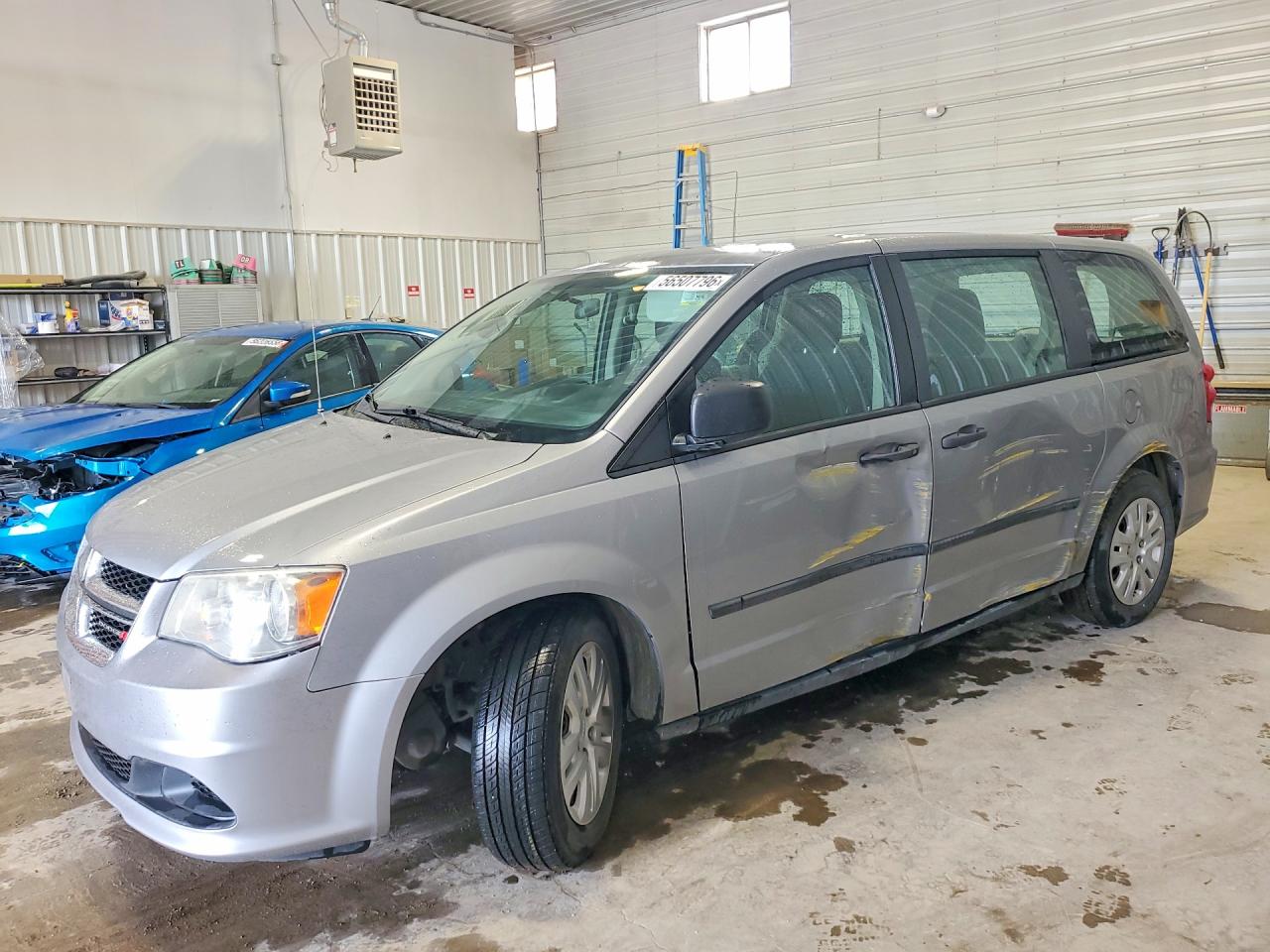 Salvage Dodge Caravan Image