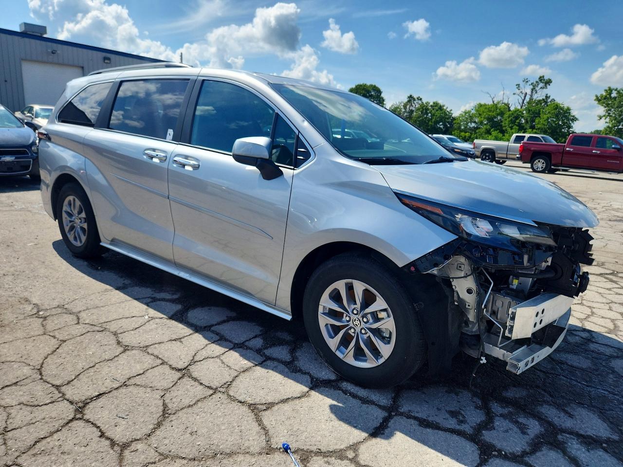 Toyota Sienna Xle 8-passenger