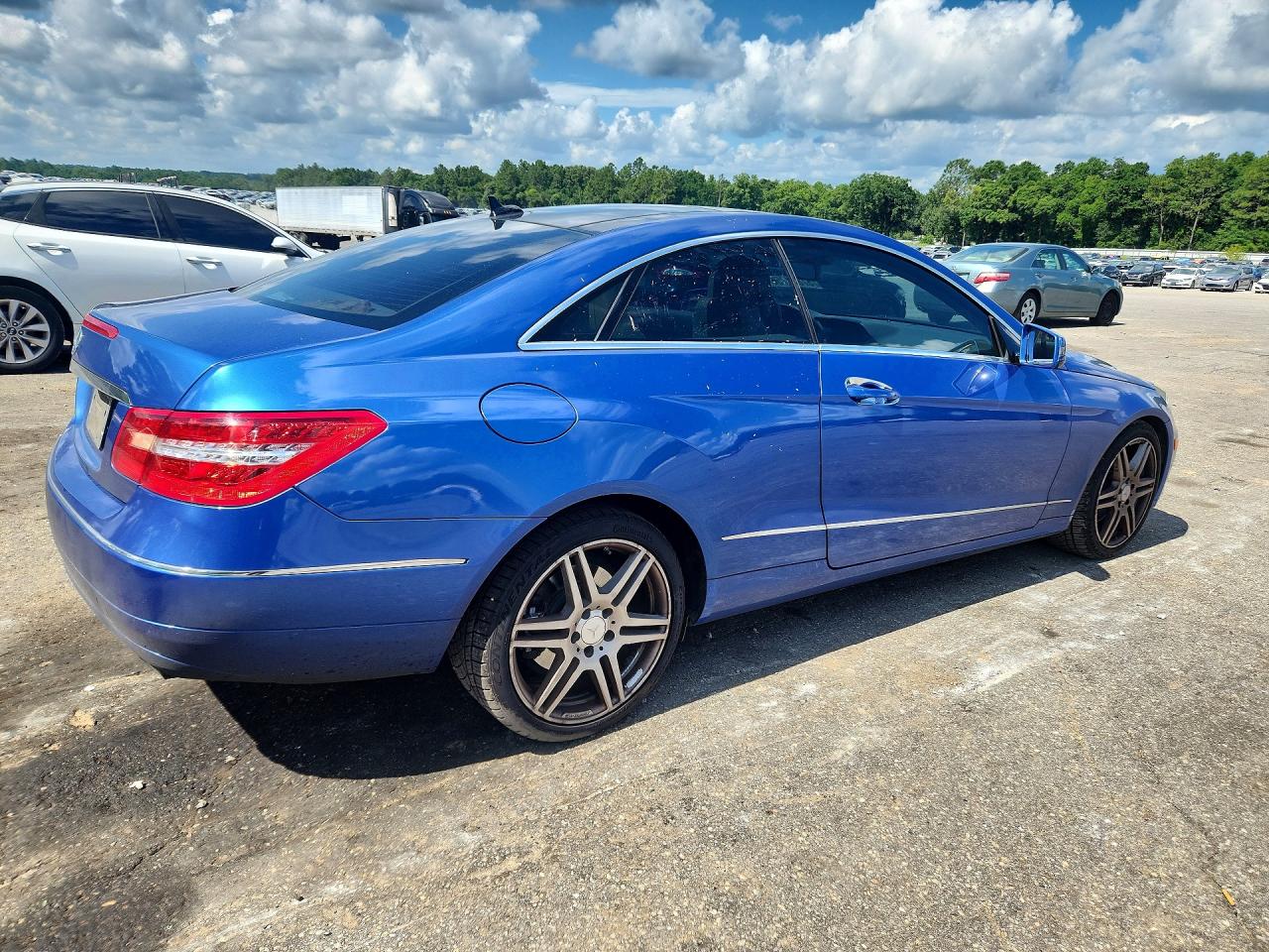 Mercedes-Benz E-Class 350