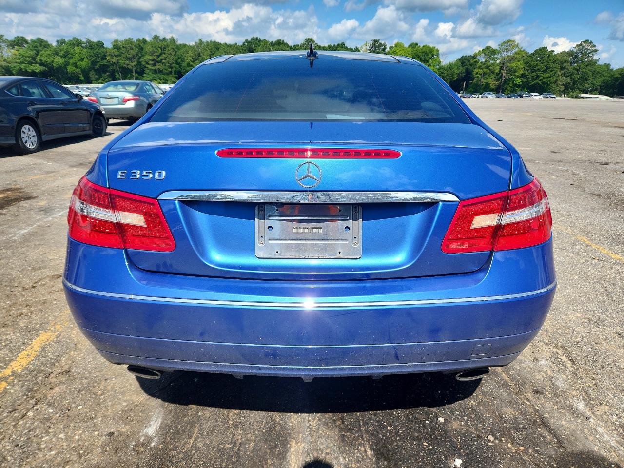 Mercedes-Benz E-Class 350