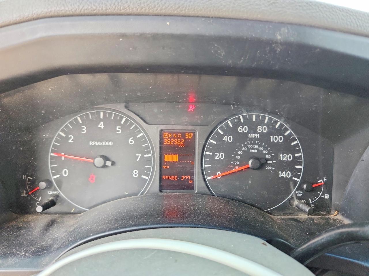 Nissan Nv