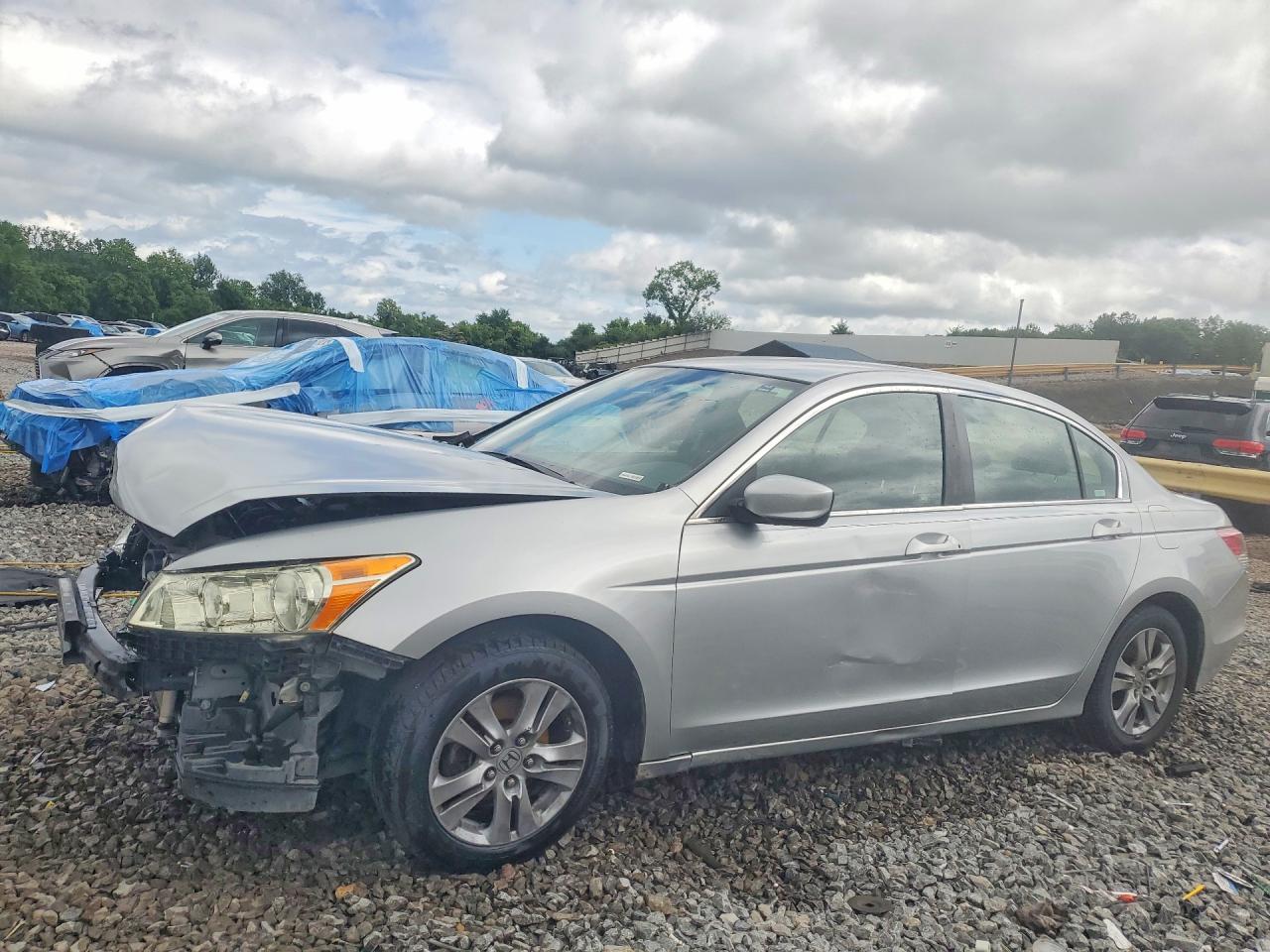 Salvage Honda Accord Image