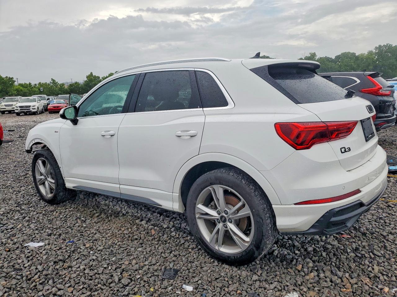 Audi Q3 Premium Plus S Line 45