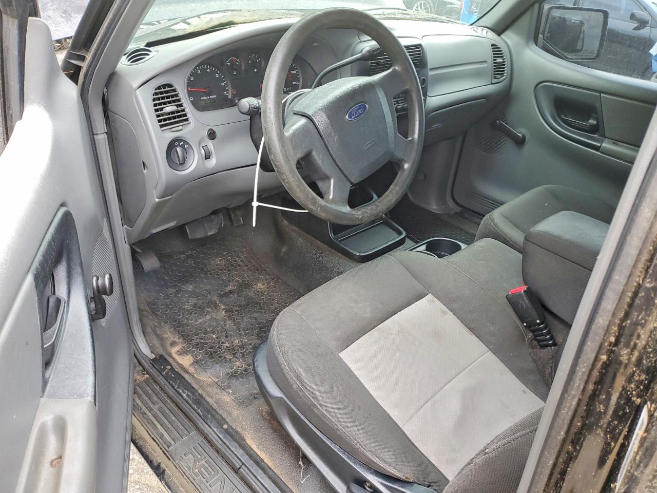 Ford Ranger Super Cab
