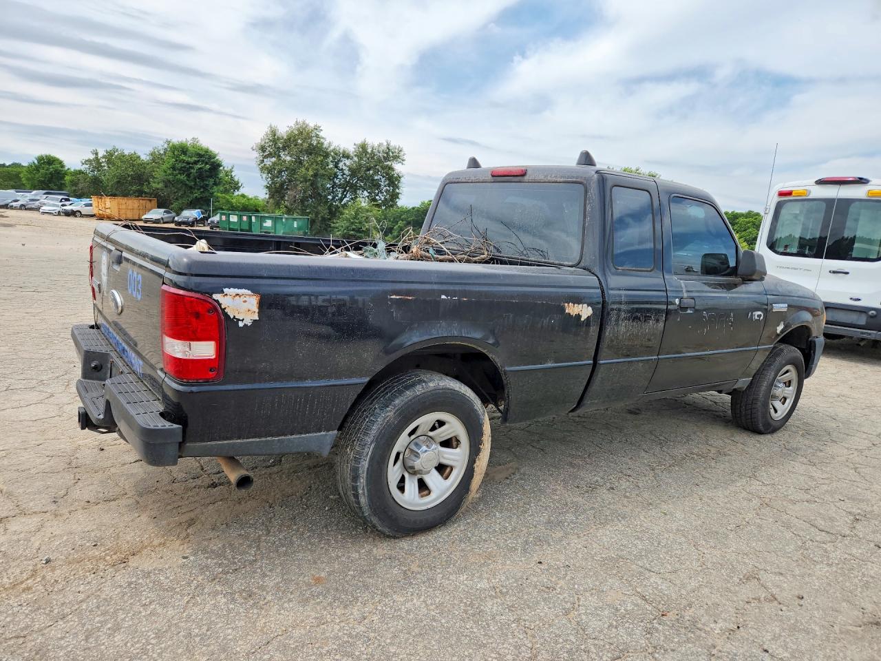 Ford Ranger Super Cab