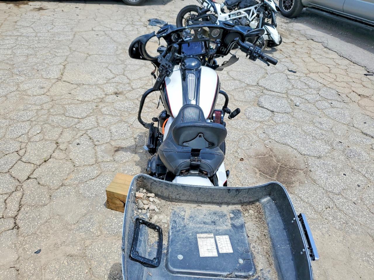 Harley-Davidson Flhxs